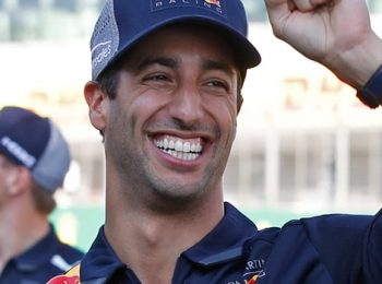 Cá cược đua xe F1: Daniel Ricciardo có năm 2018 khó khăn