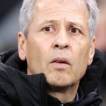 Dortmund đánh rơi điểm số sau trận hòa 2-2 với Frankfurt