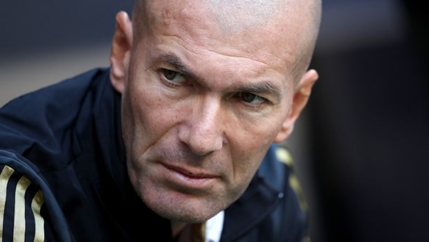 Perez muốn thay Zinedine Zidane bằng Jose Mourinho