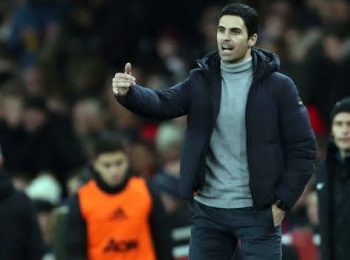 Arsenal giành chiến thắng đầu tiên dưới Arteta với chiến thắng trước Man Utd