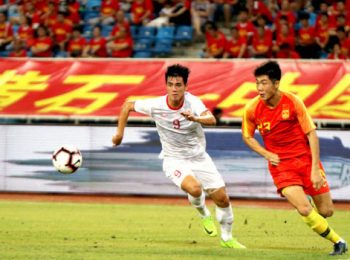 Giới chuyên môn cho rằng nền bóng đá Trung Quốc đã tụt hậu so với Việt Nam