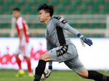 Người hùng U23 Châu Á lại tiếp tục mắc sai lầm trong trận siêu cúp