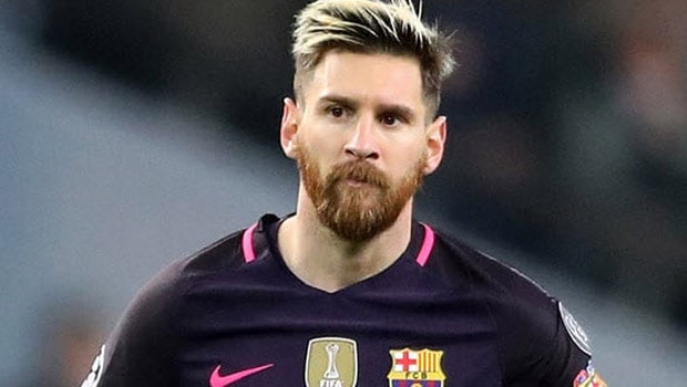 Bất thường số lần chạm bóng của Messi tại trận gặp Ecuador