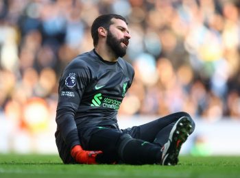 Sốc! Liverpool tiếp tục nhận tin buồn về thủ môn Alisson Becker