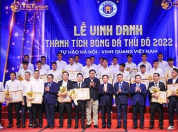 CLB Hà Nội bất ngờ được vinh danh ở vòng 22 V-League