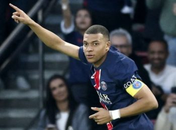 Lewandowski: Việc Mbappe gia nhập Real đang khiến Barca sợ sệt