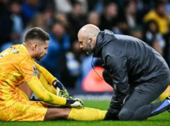 Thủ môn Guglielmo Vicario gặp chấn thương, Tottenham đau đầu