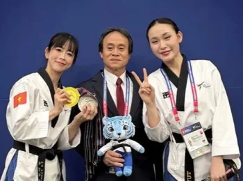 Em gái võ sĩ Châu Tuyết Vân giành huy chương tại ASIAD 2026